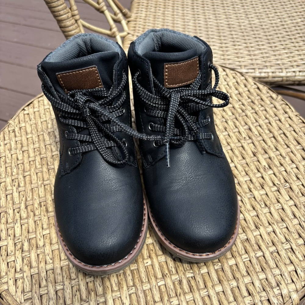 Sonoma Black Ankle Boots. Boys size 4
